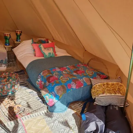 The Bunnies Barrow Bell Tent - Family Zone 2*