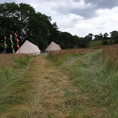 The Bunnies Barrow Bell Tent - Family Zone مكان تخييم