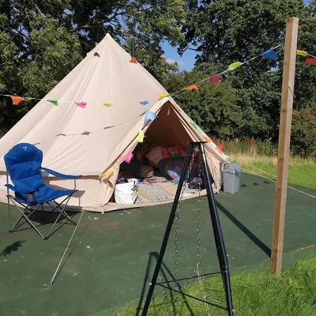The Bunnies Barrow Bell Tent - Family Zone ريتشموند
