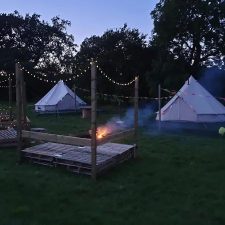 The Bunnies Barrow Bell Tent - Family Zone