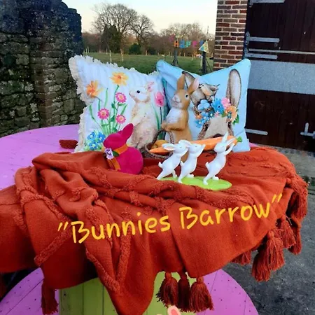 The Bunnies Barrow Bell Tent - Family Zone